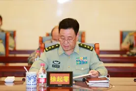 新晋中将、“铁军”原参谋长跨战区履新图片
