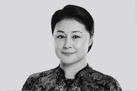 于月仙车祸现场，骆驼内脏都被撞出来了，其他三人已脱离生命危险图片