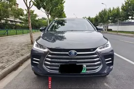 开了一年比亚迪唐DM，再看威兰达高性能版，感叹：以前盲目自信了图片