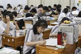 如何辨别高中阶段的“伪学霸”，班主任表示，1门学科是关键图片