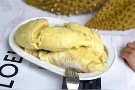 买榴莲，牢记4个诀窍，皮薄肉多，一挑一个准，老板都夸你是行家图片