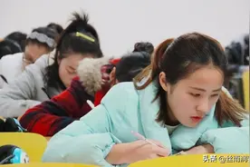 学习不理想，不受老师重视，应不应该早点辍学出来混社会？图片