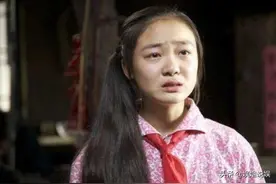 6岁出演电影，11岁《暖春》哭戏爆红，曾经的小花如今怎么样？图片
