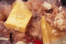 再来一碗！东北人最爱的美食之一！在家也能“下馆子”，软糯不失嚼劲，汤鲜味美图片