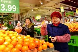 超市买橙子，教你5招，挑出“母橙子”，香甜多汁，一挑一个准图片