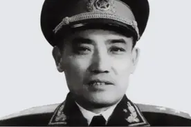 八路军升迁最慢的团长，十年仅升一级，晚年的成就却很大图片