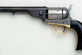 Colt M 1873图片