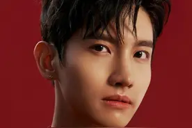 东方神起《Beyond the T》昌珉线上演唱会海报 贵气十足 哥俩集齐图片