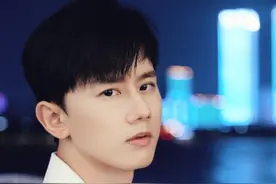 张杰演唱会摔伤后续：理赔工作正在进行，向舞台搭建公司追责图片