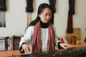 西昌古琴音乐非遗传承人彭洁：抚一张古琴 传一脉文化图片