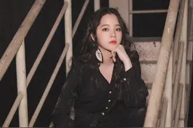 欧阳娜娜小小年纪却有霸道时尚气场，这个女生不得了图片
