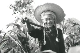 1951年白毛女下山后命运如何？陈毅元帅亲自接见，当上了政协委员图片
