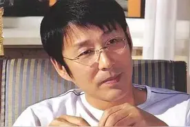 “好男人”陈道明：娶《新闻联播》播音员，结婚38年只有1次绯闻图片