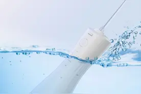 利用“水”替代“传统牙线”的水牙线，到底有用吗？图片