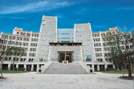 四川新增一所大学，总投资16亿元有数百架飞机，已开始正式招生图片