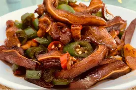 秋天，这三个菜我家经常炒，两素一荤才对胃，下酒下饭真解馋图片