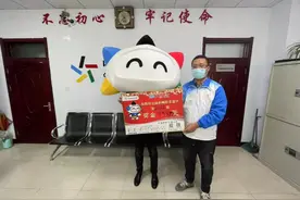 河北邢台774万大奖得主领奖：合买所中 之前每期花504元不中奖图片