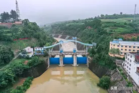 陆浑水库、前坪水库继续泄洪，请远离河道周边区域图片