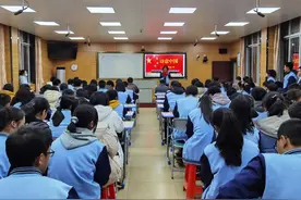 【新时代文明实践】梧州市司法局与梧州市第七中学联合开展党的十九届五中全会精神宣讲进校园实践活动图片