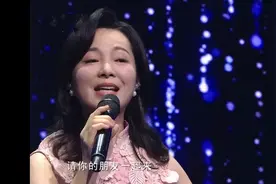 赵雅萱《小城故事》图片
