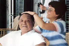 邓小平生活简朴吃剩饭从不浪费图片