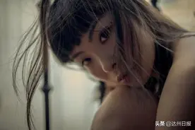 四川达州女孩西班牙当演员，抗疫在家也要有仪式感图片