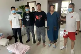 “痴情女”一人分饰多角，狂飙演技诈骗几十万，只是为了给男友一个惊喜图片
