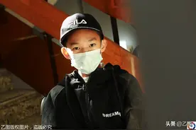 山东少年“腿疼”引发悲剧，家因他散了，单身妈妈绝境盼儿重生图片