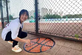 这里的井盖儿会“说话”图片