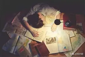 男子一觉醒来，发现全身只有嘴能动，诊断结果吓了一身冷汗图片