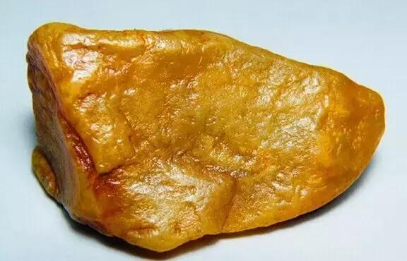 天然黄焦胶花水晶 2026年黄胶花水晶是什么