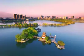 末位城市应如何自救？铜陵、枣庄、镇江、鹤壁、阳泉出路在何方？图片