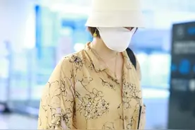 马伊琍越来越放飞自我了，穿不合身材的裙子像大妈，太浪费身材了图片