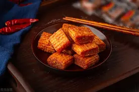 爱吃辣的人，千万不要错过这5种小零食，又辣又好吃，价格又便宜图片