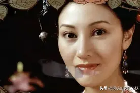 为何杜十娘宁愿选择投江，也不愿意原谅李甲，古代人这么讲究吗？图片