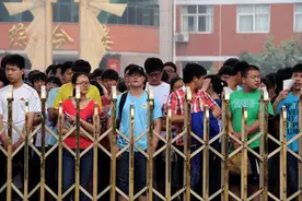为什么到了高中，男生后劲要比女生大，资深班主任：和智力无关图片