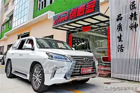 雷克萨斯LX570内饰奢华升级，不愧是百万豪车图片
