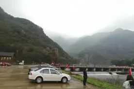 欣赏秋意，来这三个地方吧，既能观山又能观海图片