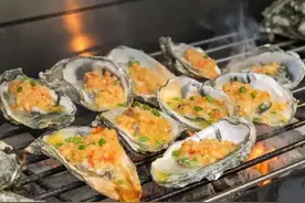 推荐2道能赚钱的夜市小吃，酱料配方非常详细，想做小吃创业的来图片