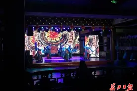 黄鹤楼恢复常态化开放首日： 落梅轩楚乐响起，主楼展厅聚人气图片