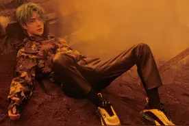 王一博《智族GQ Style》最新封面大片曝光！阳光少年迎光而来图片