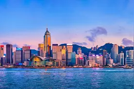安盛爆雷！一夜亏空4亿血汗钱，香港保险真有那么“香”吗？图片