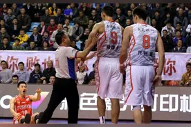 阿联是我偶像！CBA樱木畅谈与广东恩怨 曾因上头被大哥一掌推倒图片