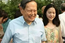 不止明星现在各大富豪都喜欢“小娇妻”最大相差60岁之差图片