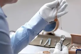 年入百万的奢侈品鉴定师靠谱吗？图片