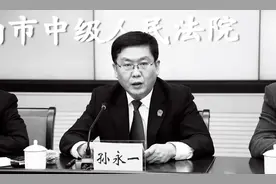 济南中院三法官受贿案：律师送钱“不是行贿”？图片