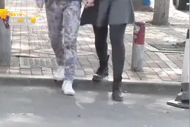 针对年轻女孩的“找人”骗局，作案60余起，套路为何如此“高效”？视频封面