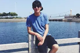 原来你是这样的林更新图片