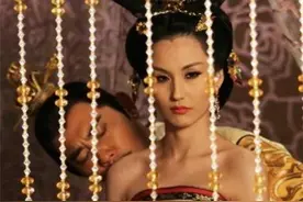 为何清朝妃子侍寝，还要裹被子？太监总管很难受图片