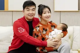 何雯娜卑微嫁二婚老公引人费解，网友摆对比照解密，真相太扎心​图片